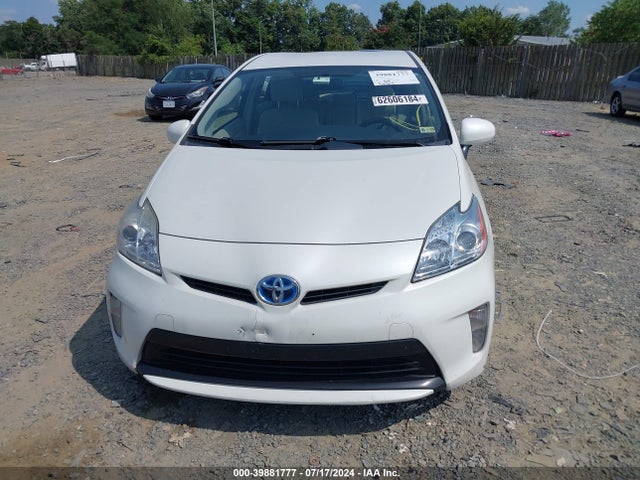 Toyota Prius Three 2015 JTDKN3DU0F0434484 Image 13
