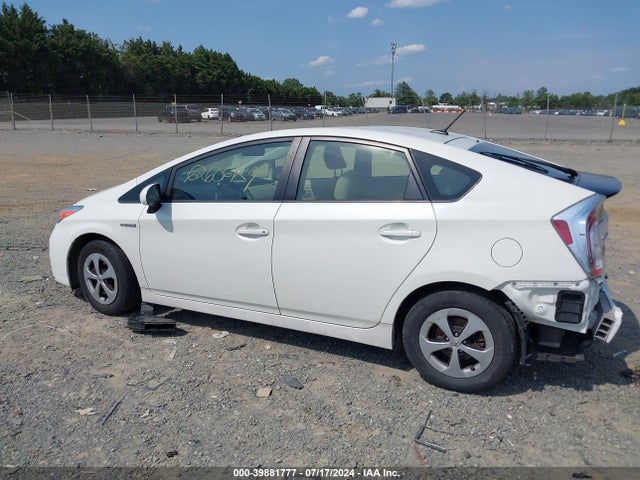 Toyota Prius Three 2015 JTDKN3DU0F0434484 Image 15