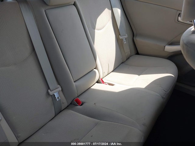 Toyota Prius Three 2015 JTDKN3DU0F0434484 Image 8