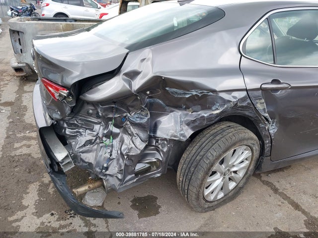 Toyota CAMRY LE 2020 4T1C11AK7LU932057 Image 6