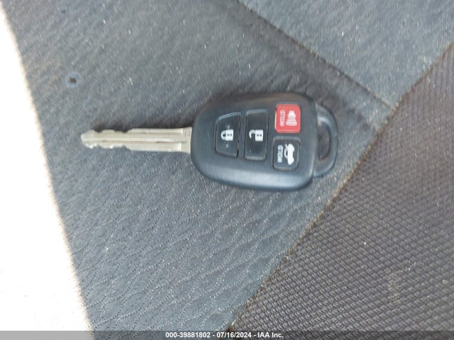 Toyota COROLLA LE 2017 2T1BURHEXHC887254 Image 11