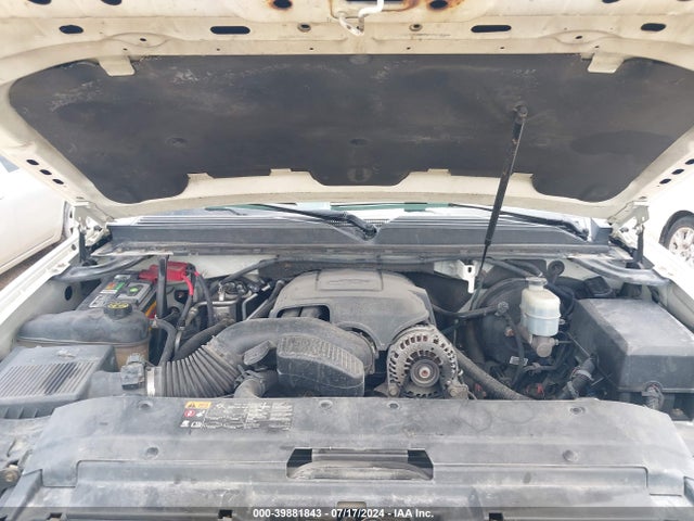 39881843 :رقم المزاد ، 1GKS2MEF2BR259339 vin ، 2011 Gmc Yukon Xl 1500 Denali مزاد بيع