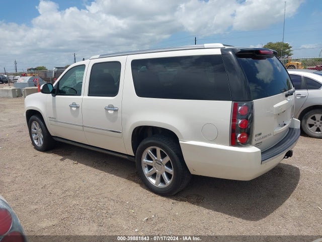 39881843 :رقم المزاد ، 1GKS2MEF2BR259339 vin ، 2011 Gmc Yukon Xl 1500 Denali مزاد بيع