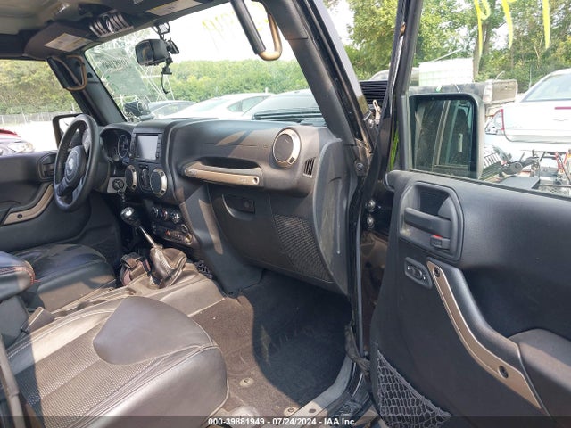 1C4BJWEG4GL349119 Jeep Wrangler Unlimited 75th Anniversary