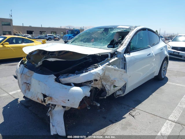 2021 TESLA MODEL Y 5YJYGAEEXMF197663 Photo 5