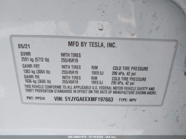 2021 TESLA MODEL Y 5YJYGAEEXMF197663 Photo 8