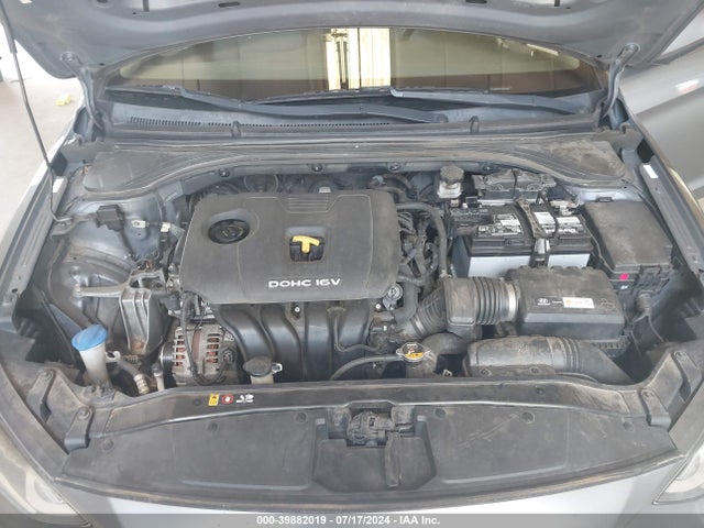 Hyundai ELANTRA SE 2017 KMHD74LF1HU089808 Image 10