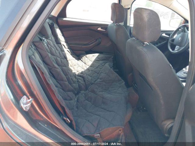 1FADP3K20GL379836 Ford FOCUS SE