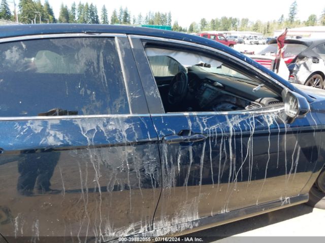 4T1B31HK5KU514462 Toyota Camry Hybrid Le