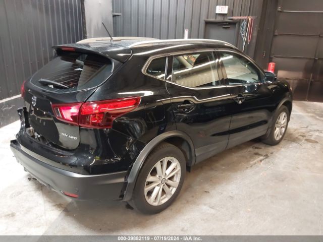 JN1BJ1CR0KW310870 Nissan Rogue Sport Sv