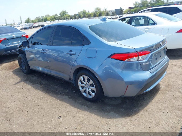 Toyota COROLLA LE 2022 JTDEPMAE2NJ228392 Image 3