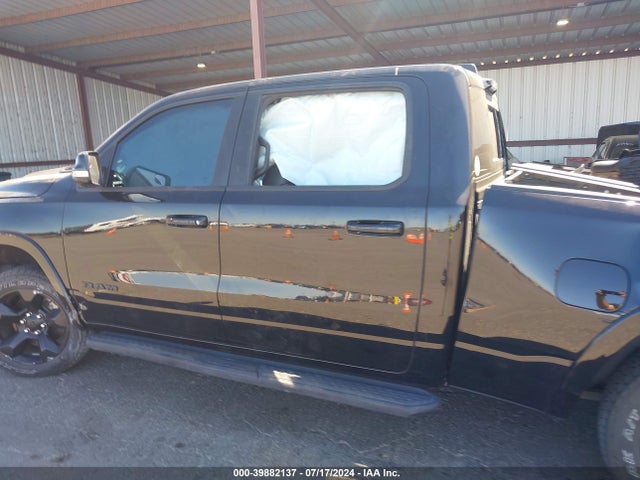 1C6SRFRT6MN572110 RAM 1500 Laramie  4x4 6'4 Box