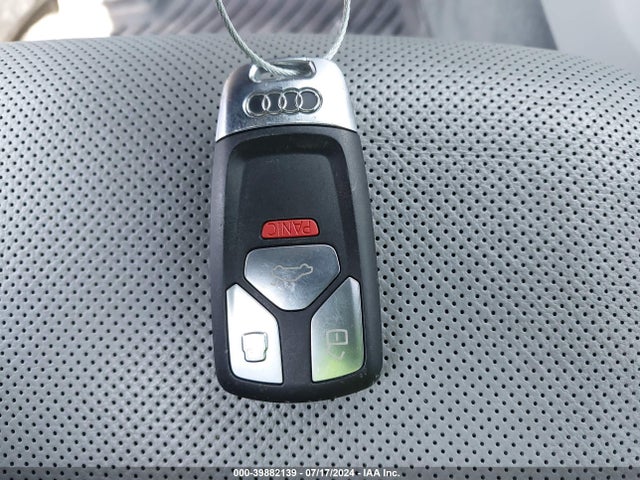 WAUTNAF58JA007620 Audi A5 2.0t Premium