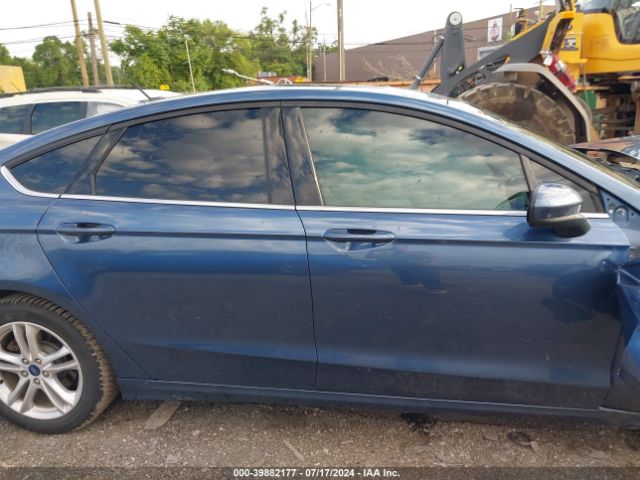 3FA6P0HD5JR259703 Ford FUSION SE