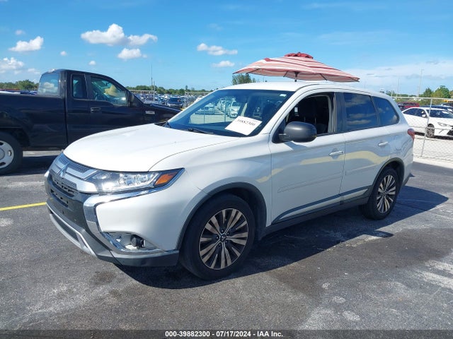 2019 MITSUBISHI OUTLANDER JA4AD2A3XKZ047915 Photo 1