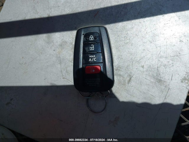 Toyota Prius Prime Premium 2018 JTDKARFP7J3089516 Image 11