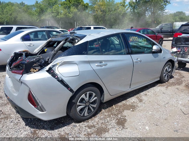 Toyota Prius Prime Premium 2018 JTDKARFP7J3089516 Image 4