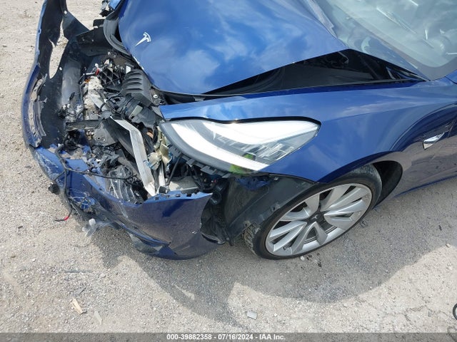 5YJ3E1EB5KF389897 Tesla Model 3 Long Range/performance
