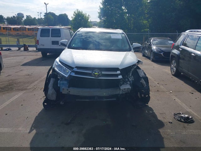 Toyota Highlander Xle 2017 5TDJZRFH2HS457686 Image 12