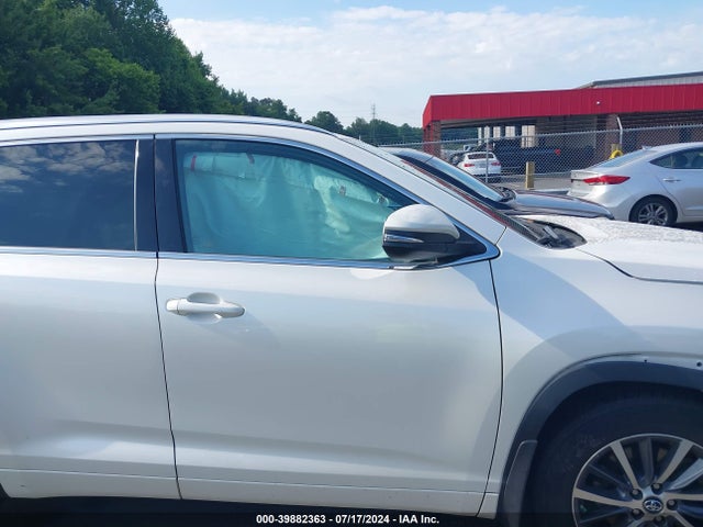 Toyota Highlander Xle 2017 5TDJZRFH2HS457686 Image 13