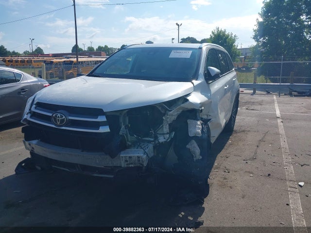 Toyota Highlander Xle 2017 5TDJZRFH2HS457686 Image 11