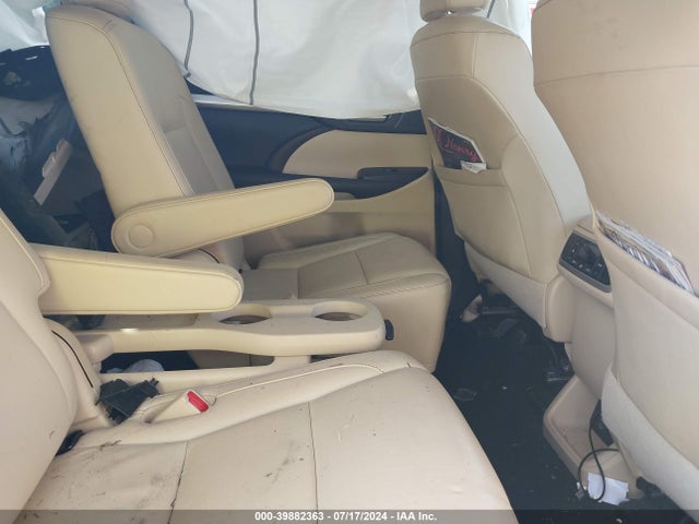 Toyota Highlander Xle 2017 5TDJZRFH2HS457686 Image 8