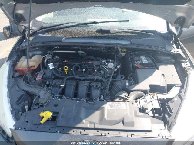 1FADP3K2XGL290193 Ford FOCUS SE