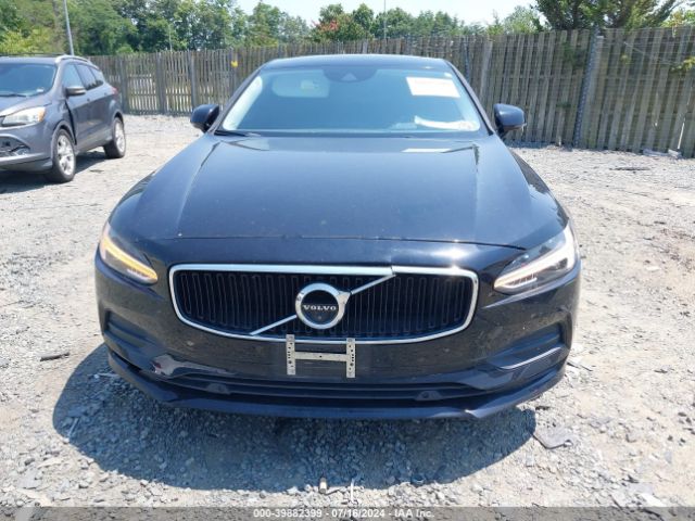 LVY982AK4JP034780 Volvo S90 T5 Momentum