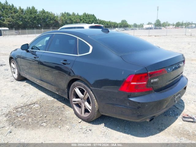 LVY982AK4JP034780 Volvo S90 T5 Momentum