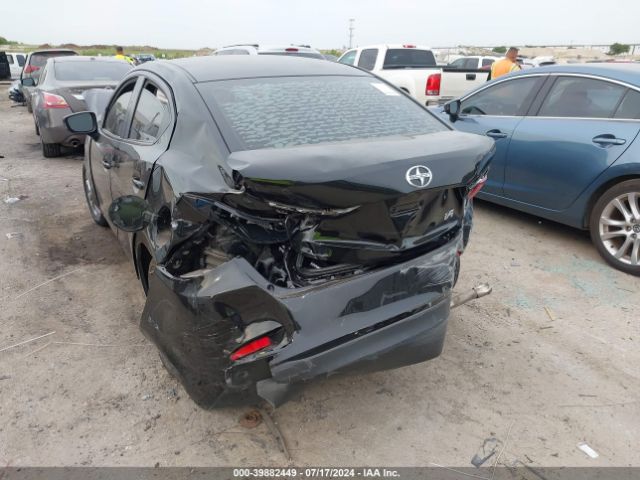 3MYDLBZV1GY128963 Scion IA