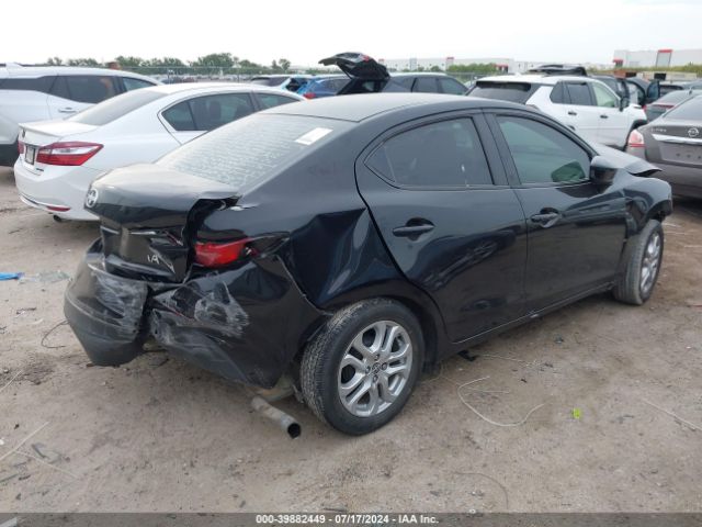 3MYDLBZV1GY128963 Scion IA