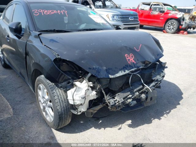 3MYDLBZV1GY128963 Scion IA