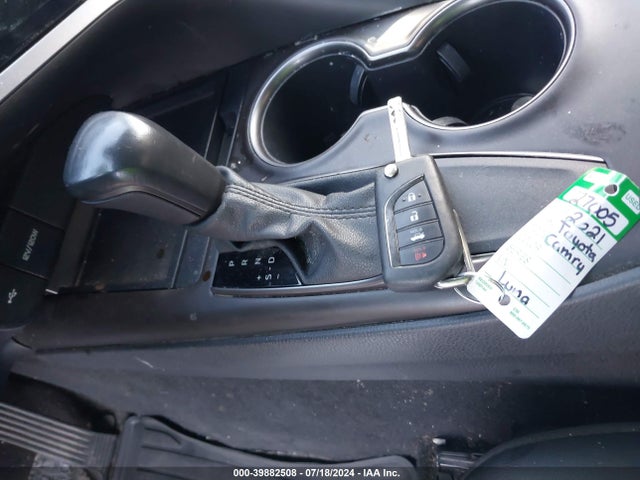 4T1G11AK7MU540456 Toyota CAMRY SE
