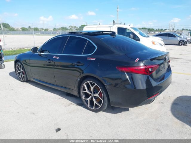 ZARFAMBN1M7647517 Alfa Romeo Giulia Ti Rwd
