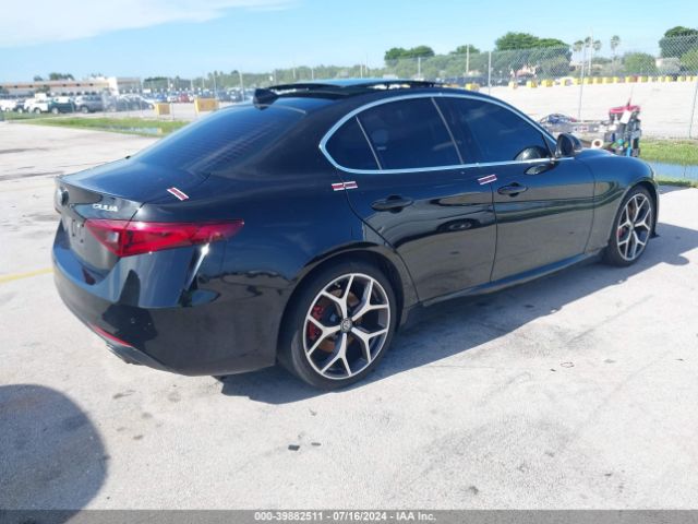 ZARFAMBN1M7647517 Alfa Romeo Giulia Ti Rwd