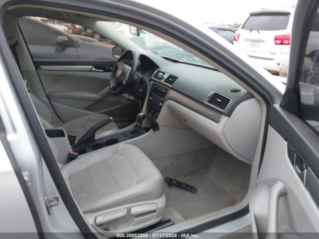 1VWAT7A39EC093780 Volkswagen Passat 1.8t Wolfsburg Edition