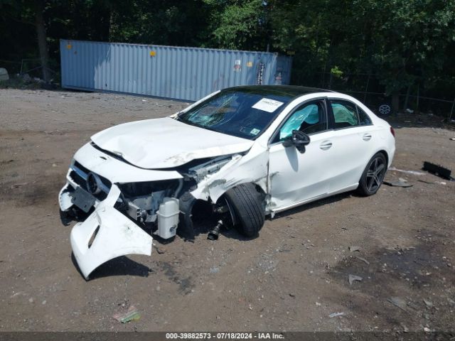W1K3G4FB7MJ290428 Mercedes-Benz A 220 4matic