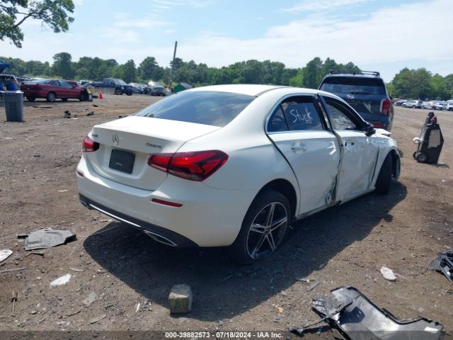 W1K3G4FB7MJ290428 Mercedes-Benz A 220 4matic