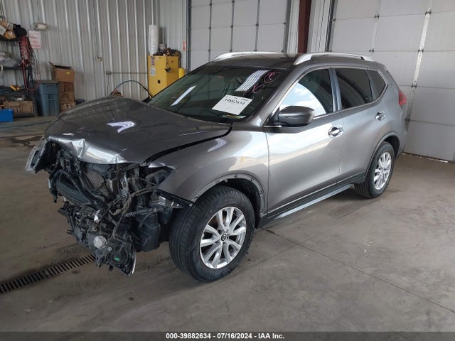 Nissan ROGUE SV 2018 JN8AT2MTXJW450768 Image 2