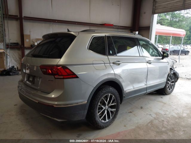 3VV2B7AXXMM139189 Volkswagen Tiguan 2.0t Se/2.0t Se R-line Black/2.0t Sel