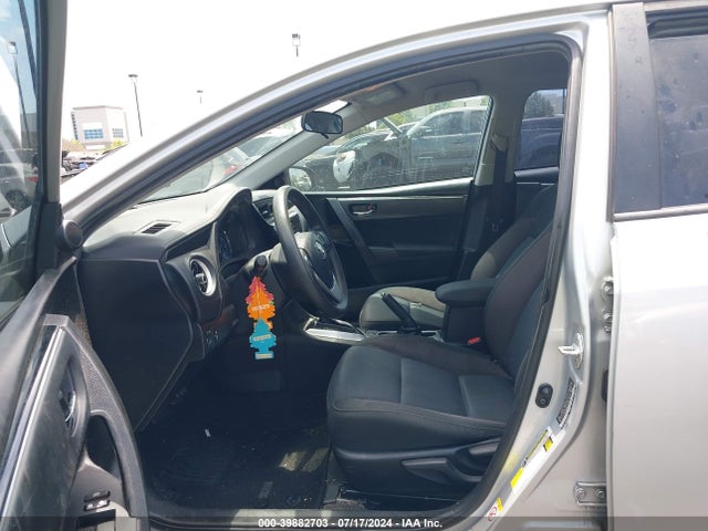 5YFBURHE9JP761523 Toyota COROLLA LE