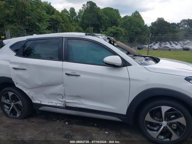 KM8J3CA21HU378471 Hyundai Tucson Limited
