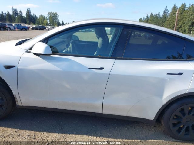7SAYGDEEXNF544835 Tesla Model Y Long Range Dual Motor All-wheel Drive