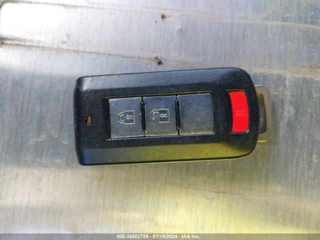 JA4AD3A35FZ001629 Mitsubishi Outlander Se