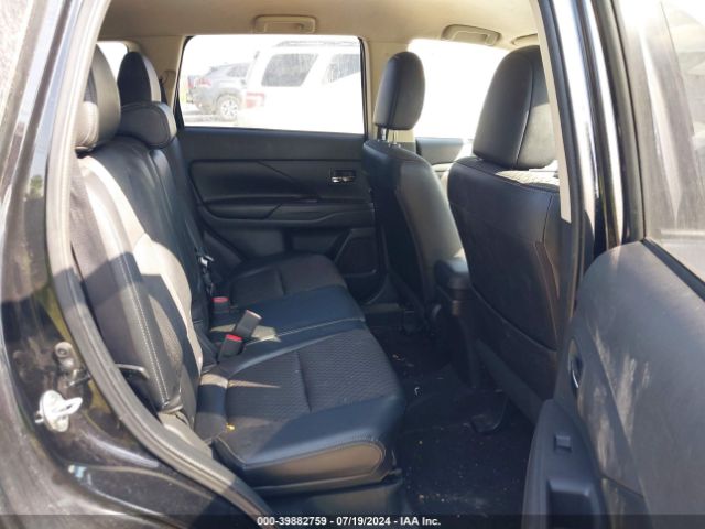 JA4AD3A35FZ001629 Mitsubishi Outlander Se
