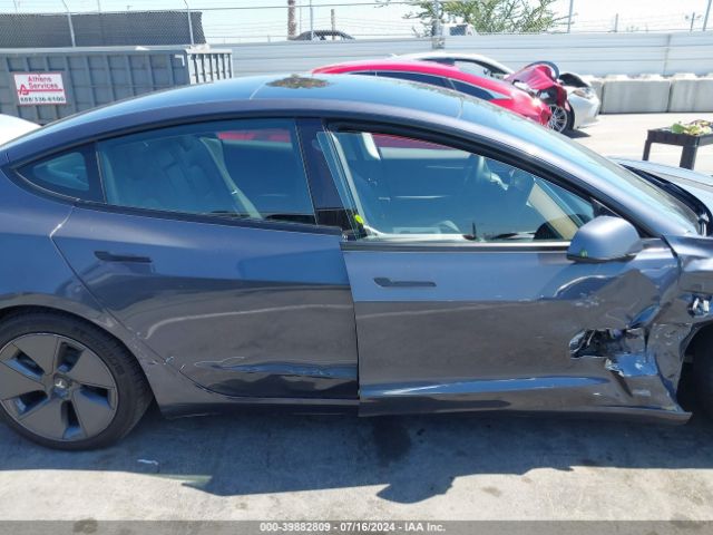 5YJ3E1EA5NF337570 Tesla Model 3 Rear-wheel Drive