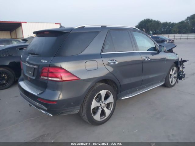2016 MERCEDES-BENZ GLE 300D 4JGDA0EB0GA784771 Photo 3