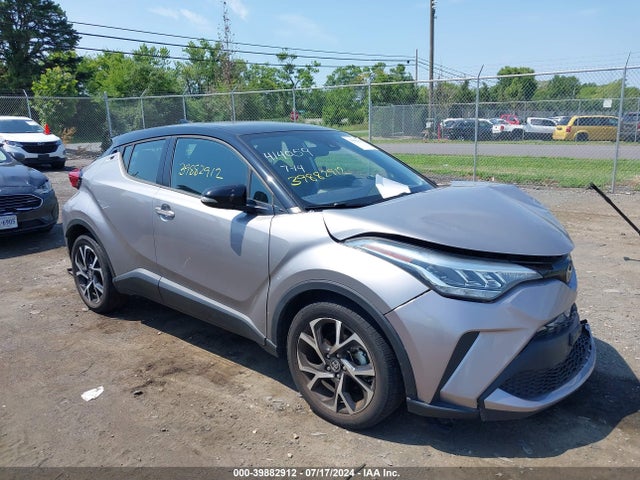 Toyota C-HR XLE 2020 NMTKHMBX6LR114538 главное изображение