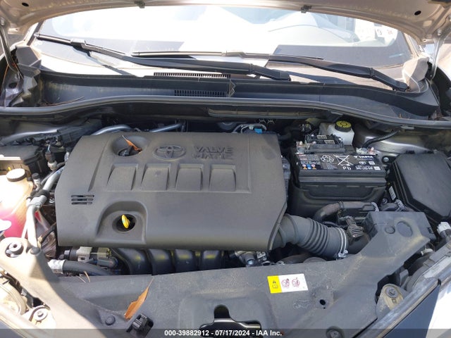 Toyota C-HR XLE 2020 NMTKHMBX6LR114538 Image 10