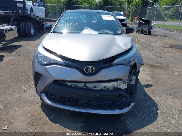 Toyota C-HR XLE 2020 NMTKHMBX6LR114538 Image 12